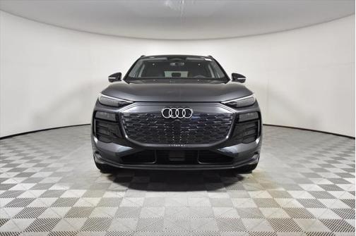 2025 Audi Q6 e-tron Premium