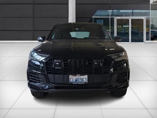 2024 Audi Q7 55 Premium Plus