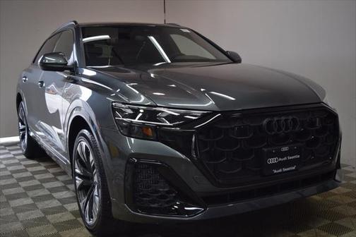 2025 Audi Q8 55 Premium Plus