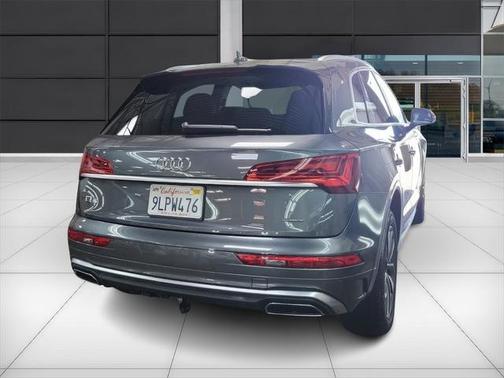 2024 Audi Q5 45 S line Premium