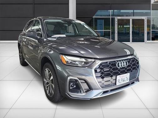 2024 Audi Q5 45 S line Premium