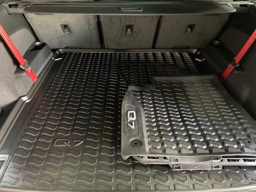 Daytona Gray Pearl 2026 Audi Q7 55 Prestige