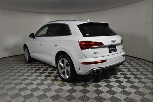2025 Audi Q5 45 S line Premium Plus