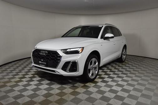 2025 Audi Q5 45 S line Premium Plus