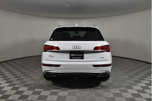 2025 Audi Q5 45 S line Premium Plus