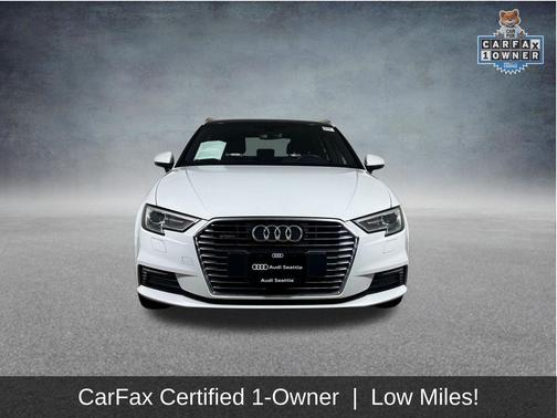 Glacier White Metallic 2018 Audi A3 e-tron 1.4T Premium