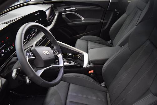2025 Audi Q5 2.0T Prestige
