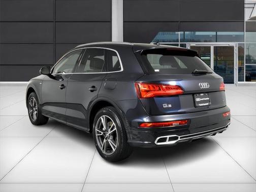 2020 Audi Q5 e 55 Prestige