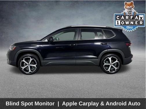 Deep Black Pearl 2026 Volkswagen Taos 1.5T SEL