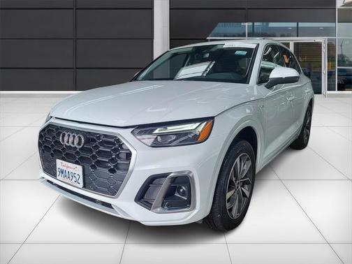 2024 Audi Q5 45 S line Premium
