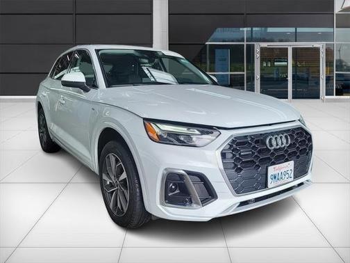 2024 Audi Q5 45 S line Premium