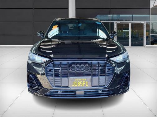 2022 Audi Q3 45 S line Premium