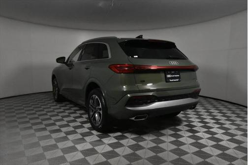 2025 Audi Q5 2.0T Premium Plus