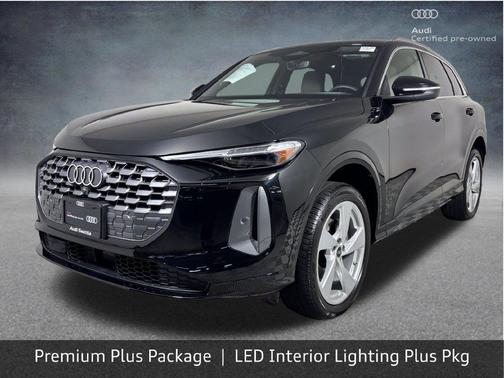 Mythos Black Metallic 2025 Audi Q5 2.0T Premium Plus