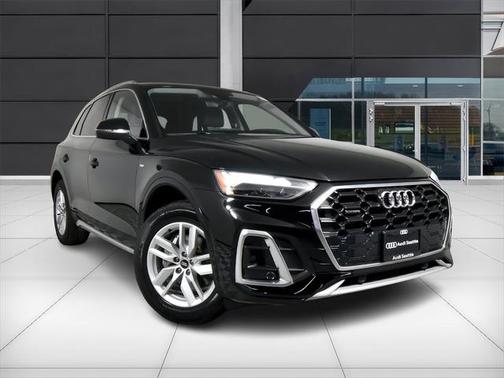 2022 Audi Q5 45 S line Premium