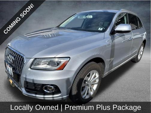 Florett Silver Metallic 2016 Audi Q5 2.0T Premium Plus