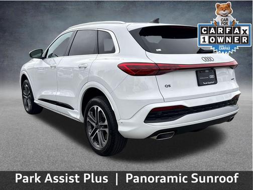 Arkona White 2025 Audi Q5 2.0T Premium