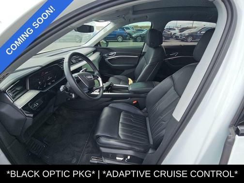 2021 Audi e-tron Prestige