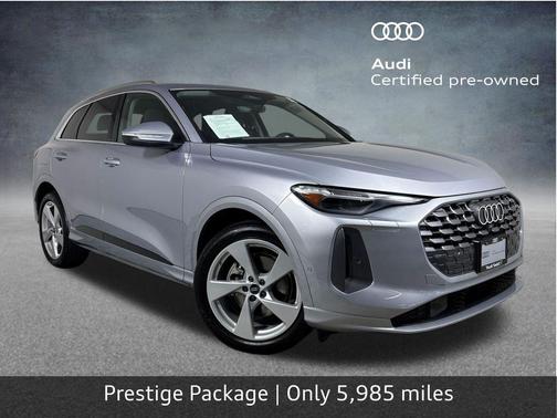 Florett Silver Metallic 2025 Audi Q5 2.0T Prestige