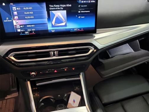 2024 BMW 330 i
