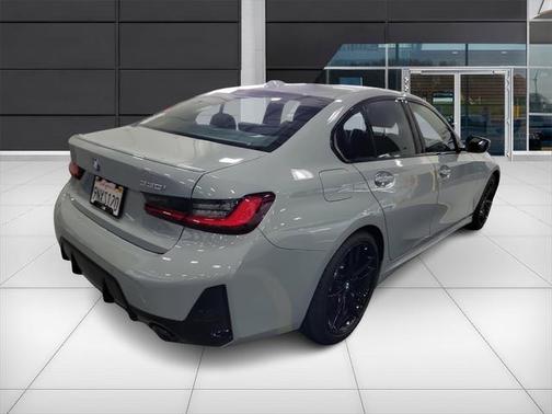 2024 BMW 330 i