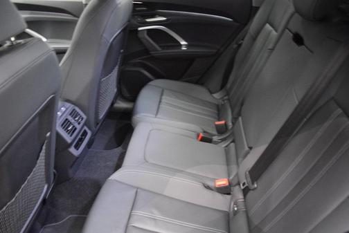 2025 Audi Q5 2.0T Premium Plus