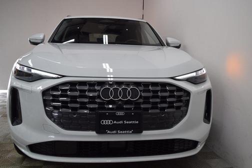 2025 Audi Q5 2.0T Premium Plus