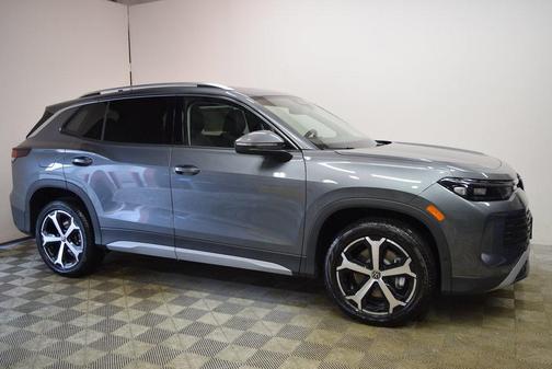 2025 Volkswagen Tiguan 2.0T SE 4MOTION