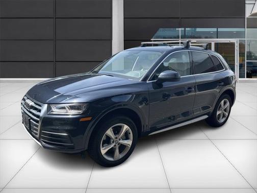2020 Audi Q5 45 Premium Plus