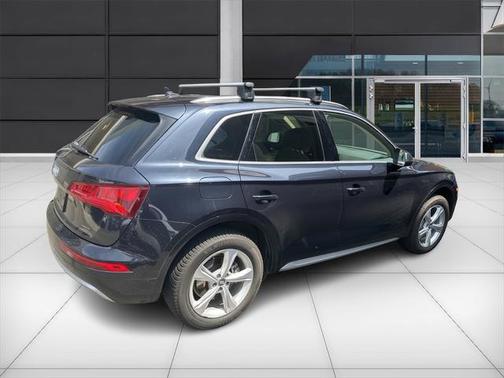 2020 Audi Q5 45 Premium Plus