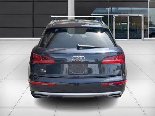 2020 Audi Q5 45 Premium Plus