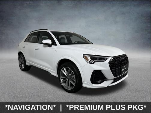 2024 Audi Q3 45 S line Premium Plus