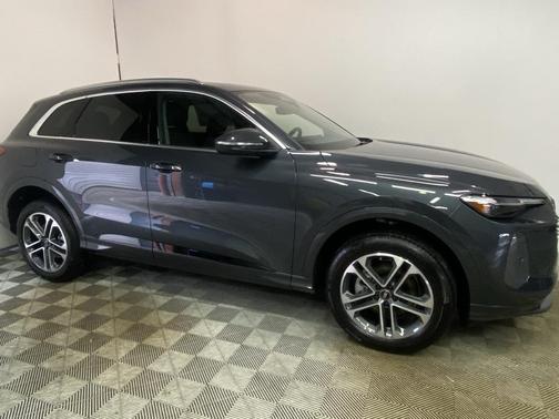 2025 Audi Q5 2.0T Premium Plus