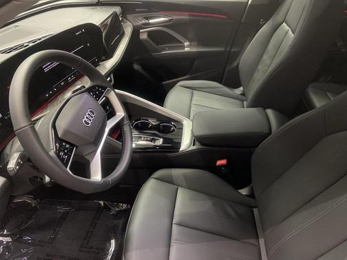 2025 Audi Q5 2.0T Premium Plus