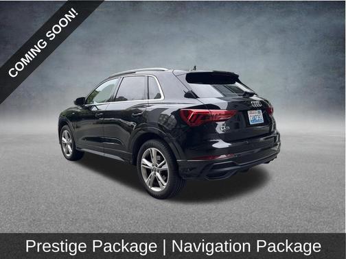 Mythos Black Metallic 2020 Audi Q3 45 S line Prestige