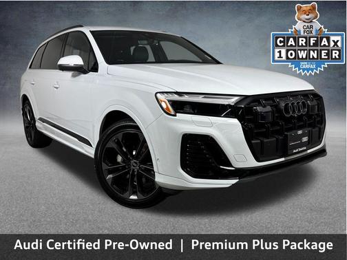 Glacier White Metallic 2025 Audi Q7 55 Premium Plus