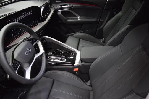 2025 Audi Q5 2.0T Premium Plus