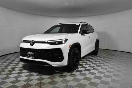 2025 Volkswagen Tiguan 2.0T SE R-Line Black 4MOTION