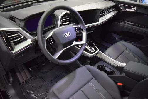 2025 Audi Q4 e-tron Prestige