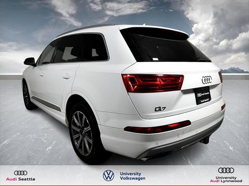 2019 Audi Q7 55 Premium Plus