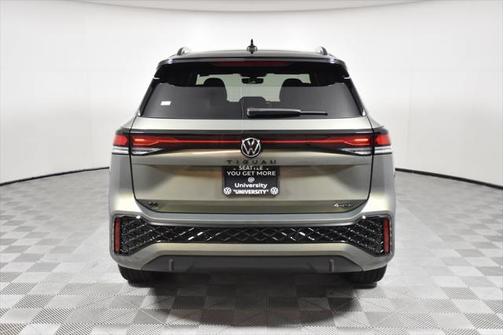 2025 Volkswagen Tiguan 2.0T SE R-Line Black 4MOTION