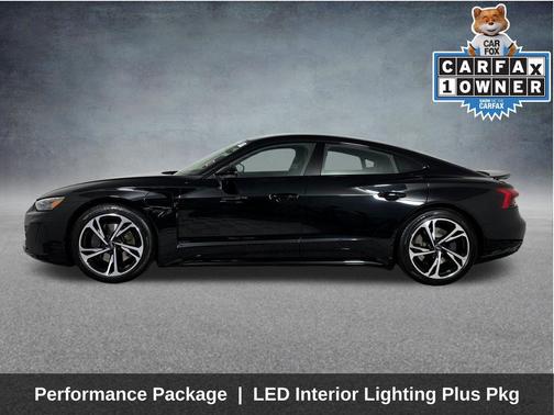 Mythos Black Metallic 2023 Audi e-tron GT Prestige