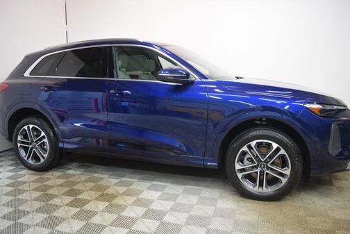 2025 Audi Q5 2.0T Premium Plus