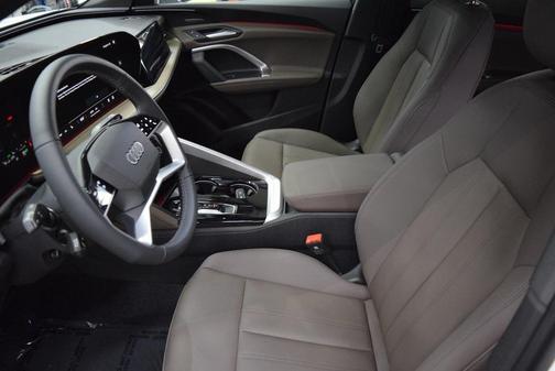 2025 Audi Q5 2.0T Premium Plus