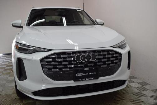 2025 Audi Q5 2.0T Premium Plus