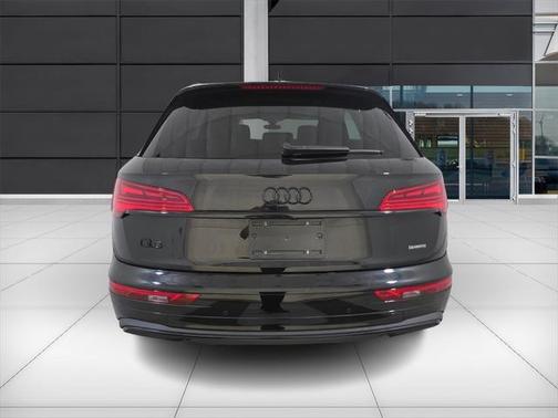 2024 Audi Q5 40 Premium Plus