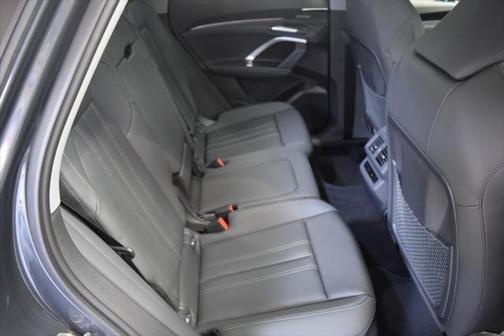 2025 Audi Q5 2.0T Premium Plus
