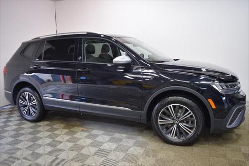 2024 Volkswagen Tiguan 2.0T Wolfsburg Edition