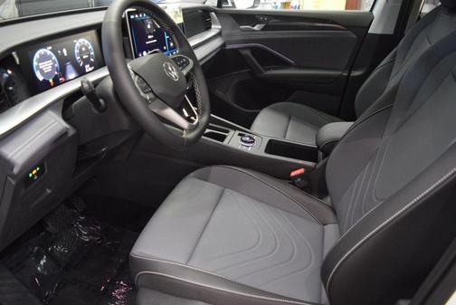 2025 Volkswagen Tiguan 2.0T SE 4MOTION