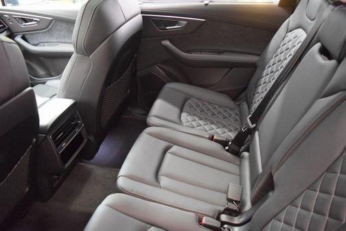2026 Audi SQ7 4.0T Prestige